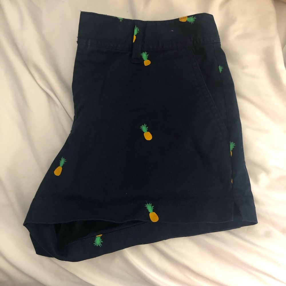 GAP pineapple shorts 🍍🍍🍍